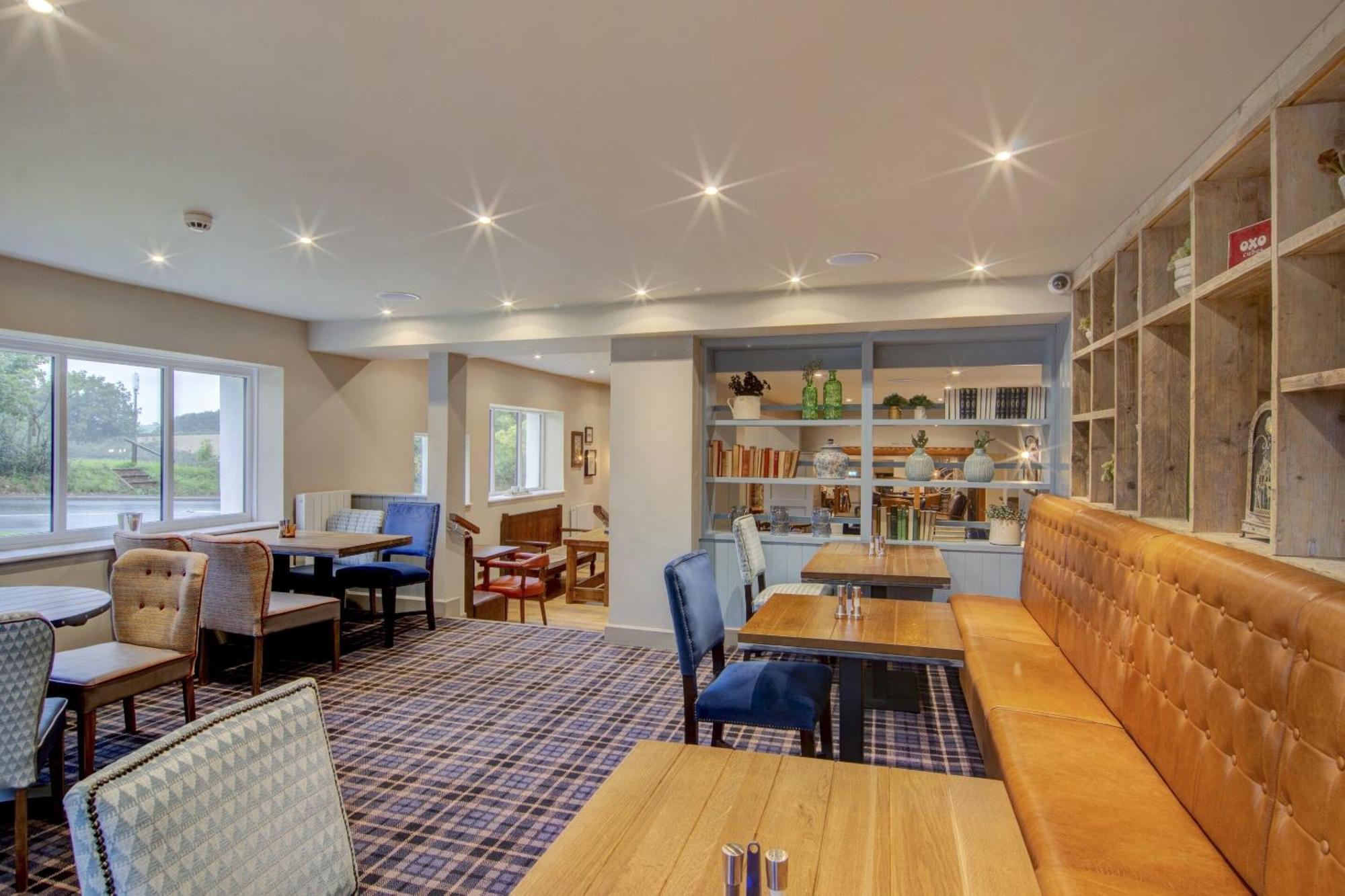 Oyo The Gissons Hotel Exminster Εξωτερικό φωτογραφία