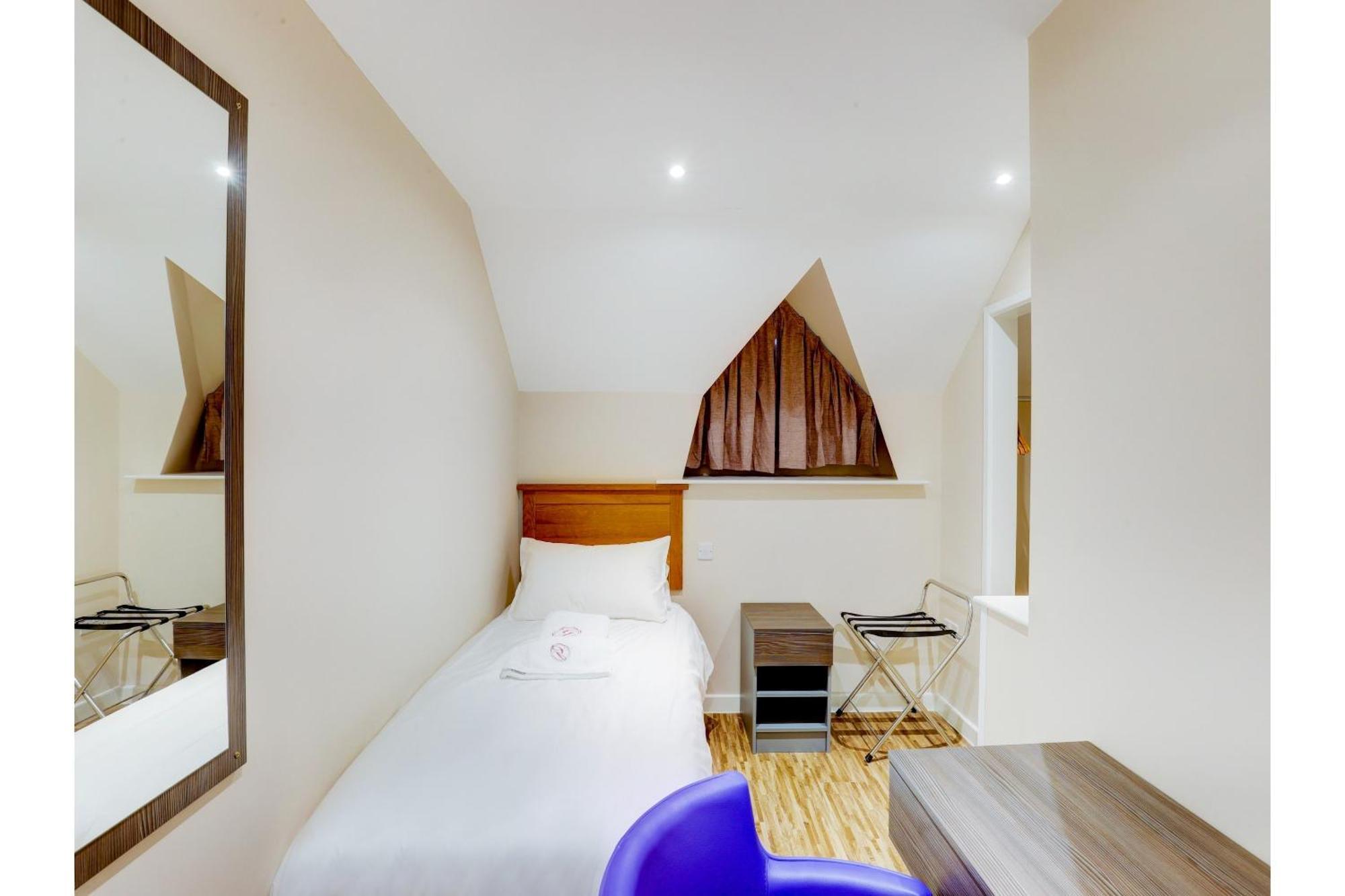 Oyo The Gissons Hotel Exminster Εξωτερικό φωτογραφία