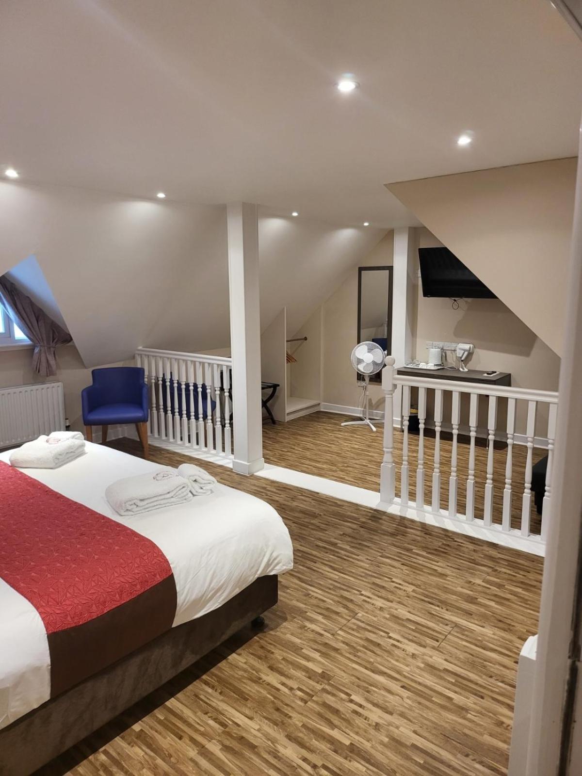 Oyo The Gissons Hotel Exminster Εξωτερικό φωτογραφία